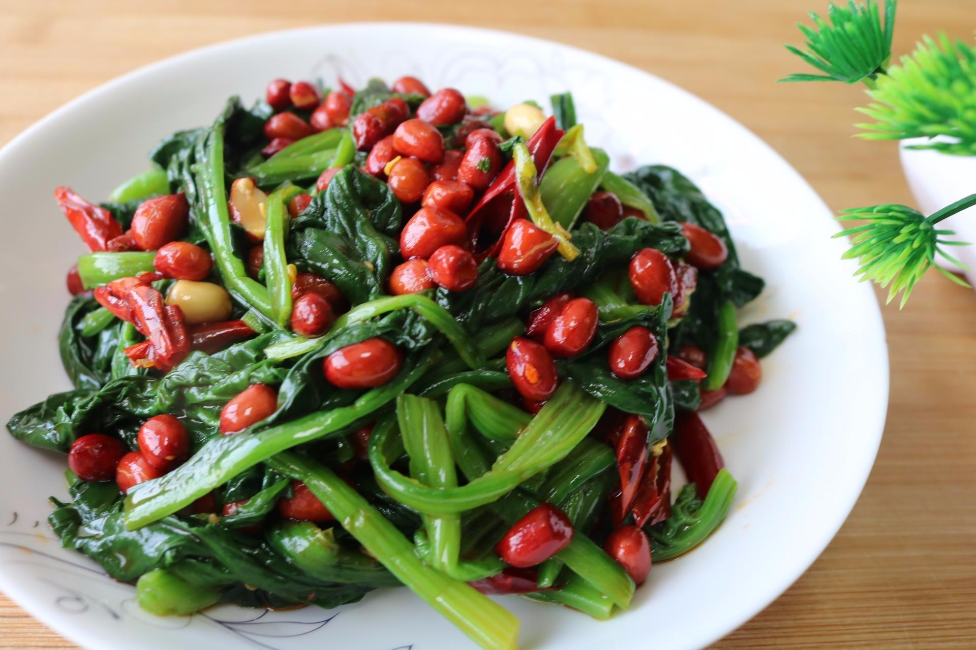 视频:菠菜凉拌得 有配方才好吃,香辣爽口,值得一试!