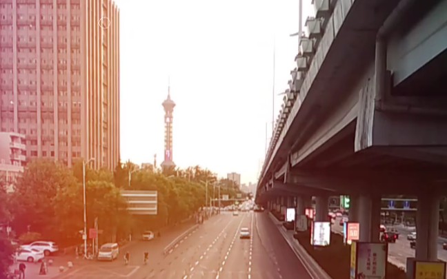 [图]【天桥上的风景】白天的十字路口crossroads