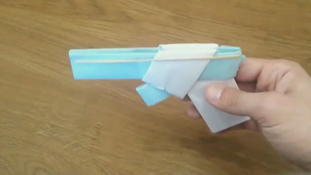 折纸飞镖的新玩法——飞镖纸枪!这种折纸玩具我能玩一整个暑假!
