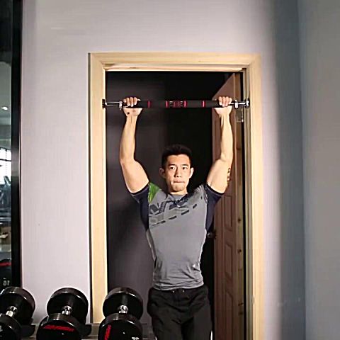 君晓天云家 用单扛室内墙体 吊单杠门上引体向上器材简易免打孔健身