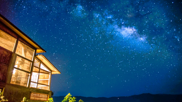 这样的动态星轨图是怎样制作出来的?