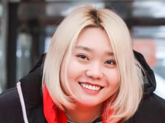 李雪琴怎么火起来的?