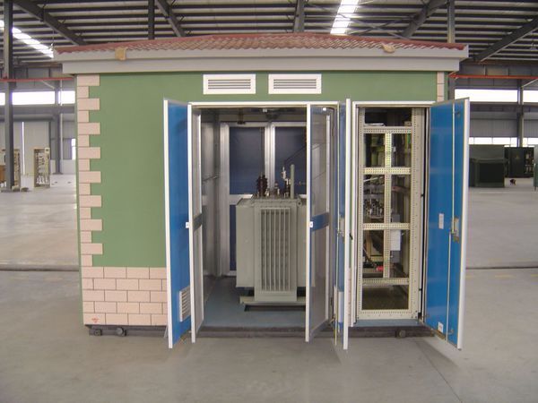 美变的高低压元器件和变压器都在装在外壳上面,为一个整体.