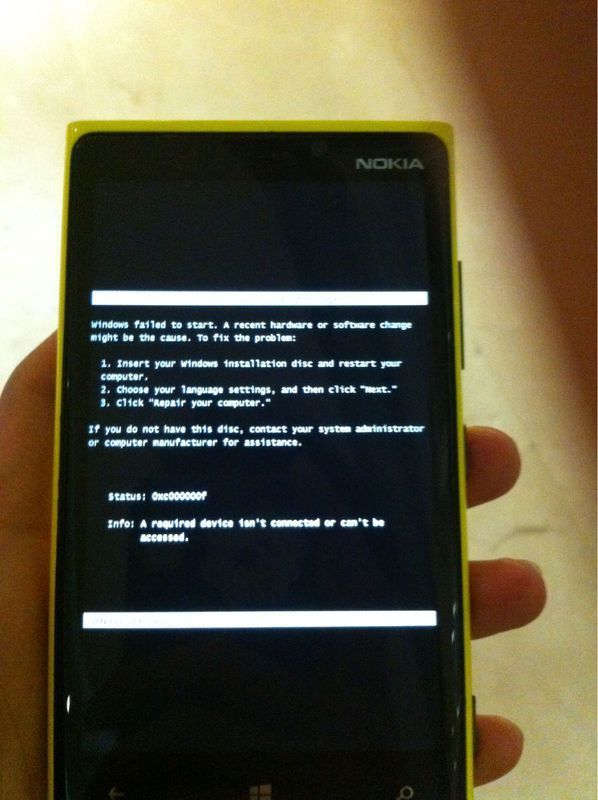 诺基亚lumia920蓝屏怎么办