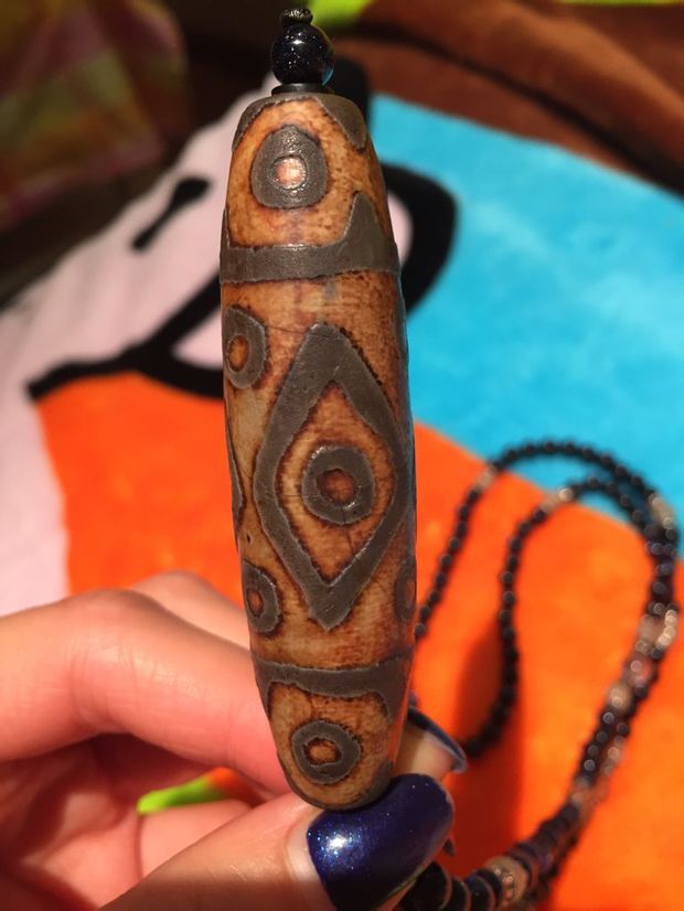 电脑一开机屏幕不亮,是怎么回事?排风扇的声音