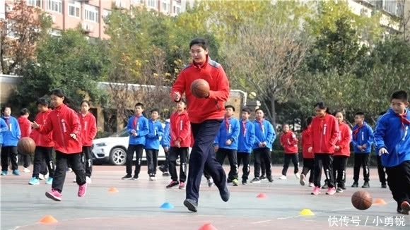 姚明詹姆斯身高