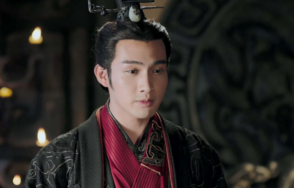 亡秦者胡,这个胡是指胡人军队,还是指秦二世胡亥?