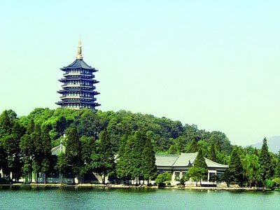 雷峰塔真的存在吗?白蛇的故事是怎么来的?