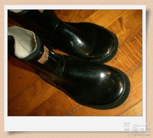 70年代生产老式橡胶雨鞋