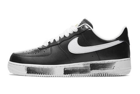 第二款是peaceminusone x nike air force   pmd 反系鞋带 小雏菊