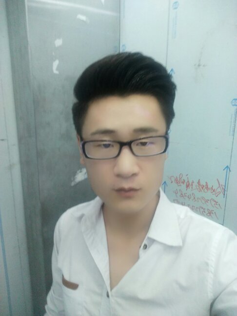 大背头怎么打理 男生大背头打理效果图