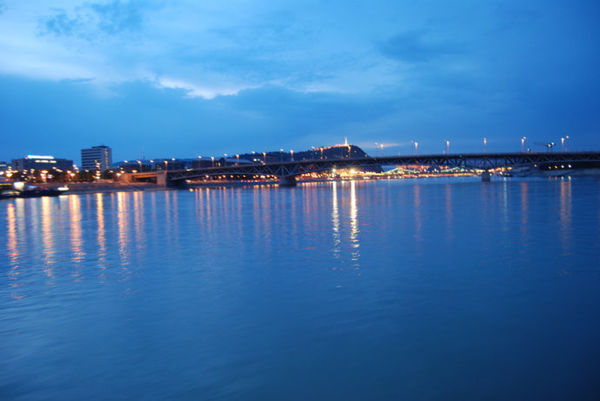 蓝色的多瑙河的创作背景