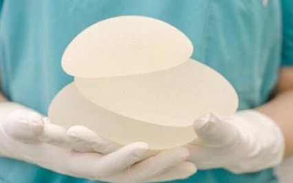 硅胶隆胸会不会有什么副作用啊?