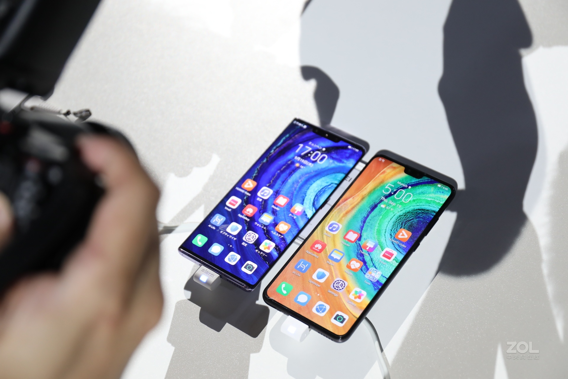 华为mate30华为官网