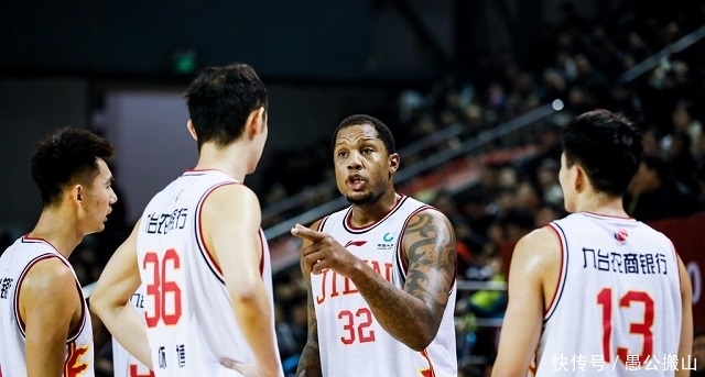 山东和吉林男篮的比分