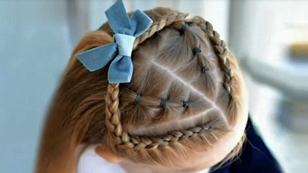视频:好看的编发发型 儿童发型女孩编发视频