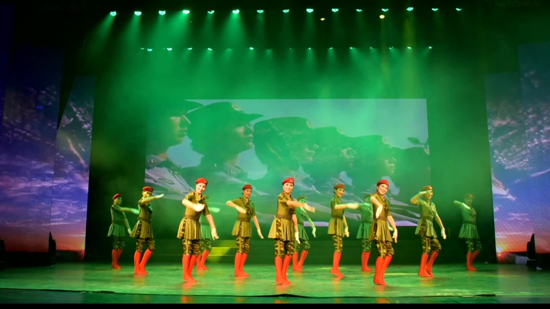 《女兵》舞蹈(武汉市群艺馆专场演出)2018年元月