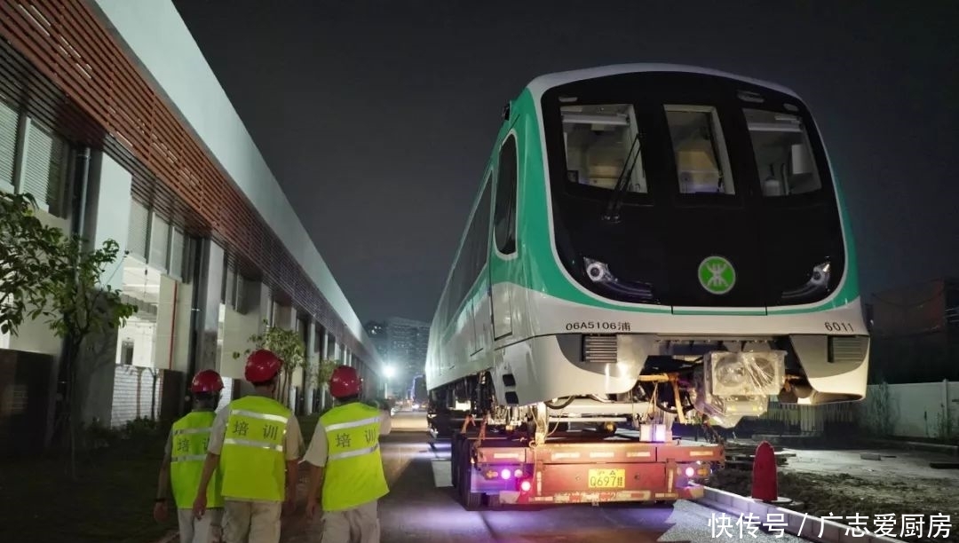 地铁1号线如何换乘10号线