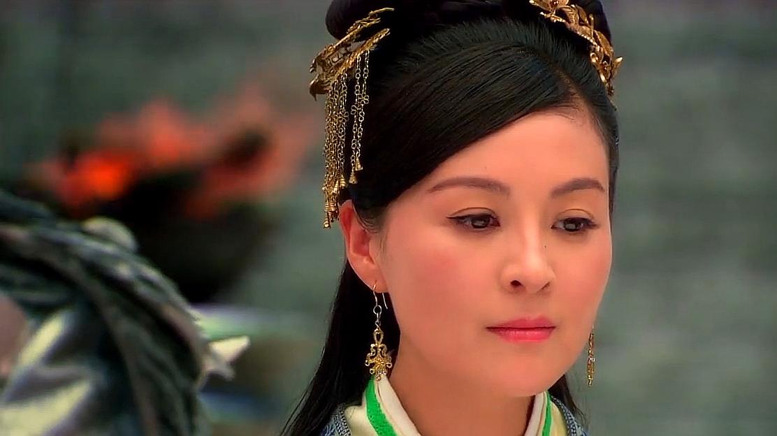 追鱼传奇: 龙太子成功找到牡丹的罪证,皇上直接派人去寻找罪证