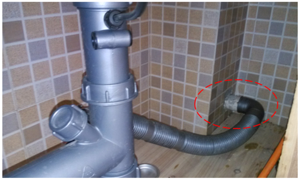 二楼厨房下水如何改造,防止管道堵住回流?