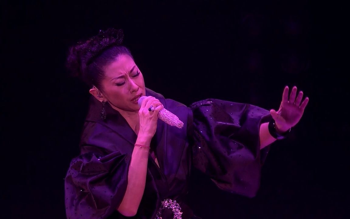 叶倩文的《曾经心痛》一度是失恋人必唱的歌,虽然现在很少听到了