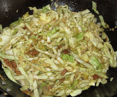 茴子白炒肉怎么炒好吃