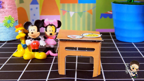 米奇妙妙屋手工玩具系列,一张小方桌