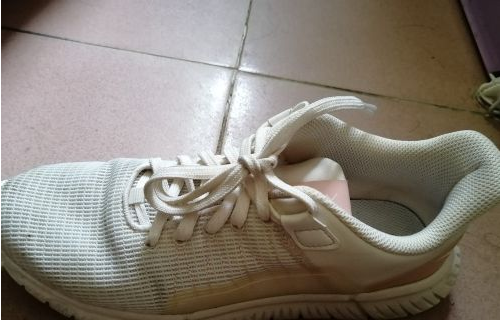 鞋带末端螺旋结怎么打