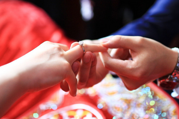 生肖也是相生相克的,龙虎相配的姻缘好吗?