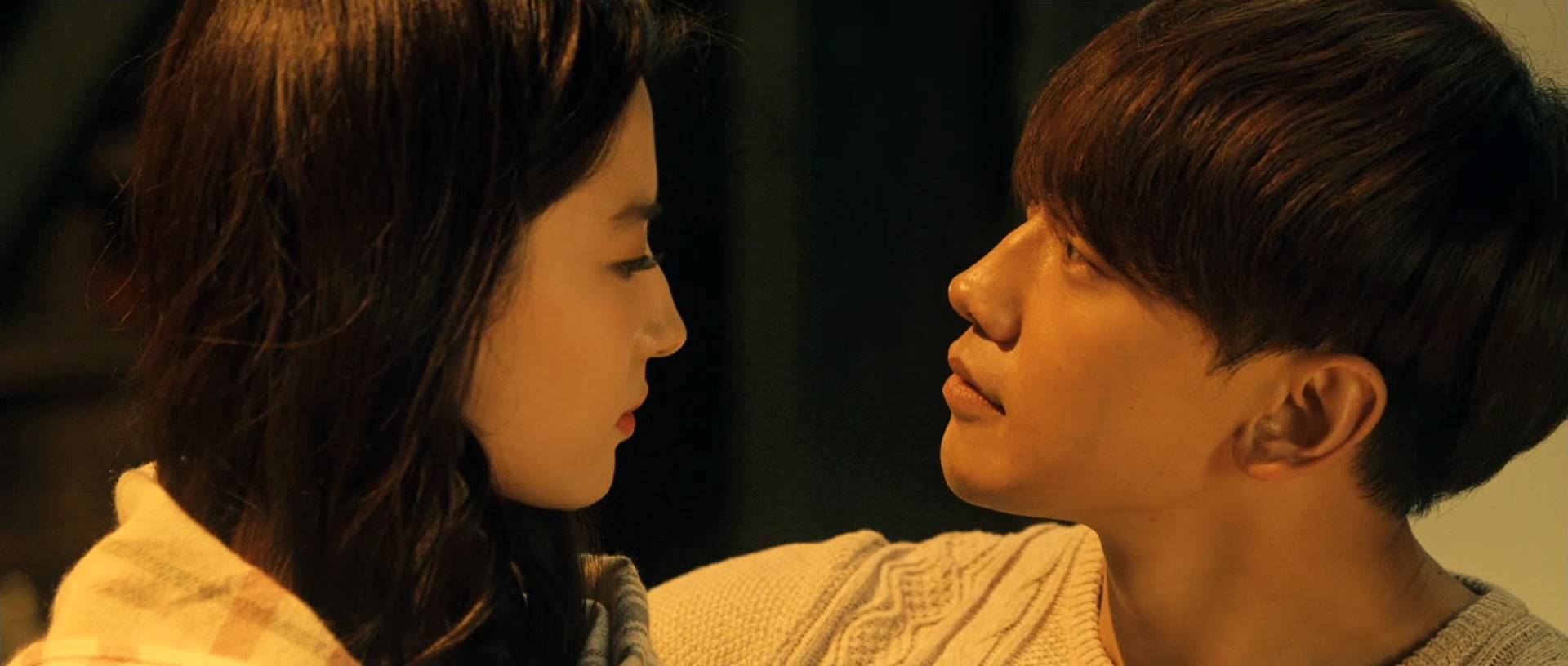 刘亦菲电影【露水红颜】 - 刑露徐承勋kiss