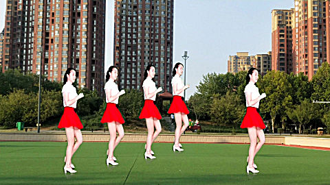 32步自由舞《 迪斯科》 你笑我也笑,健康就来到,动感欢快好听好看