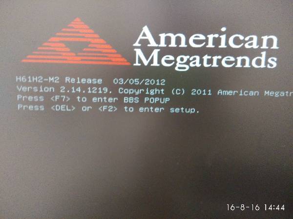 电脑无限重启!不知道是硬盘问题还是主板问题