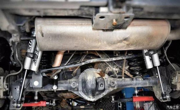 jeep牧马人升高车身,全车改装