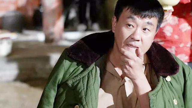 《 情满四合院》第13集 何冰初尝男欢女爱的傻柱,难以忍受