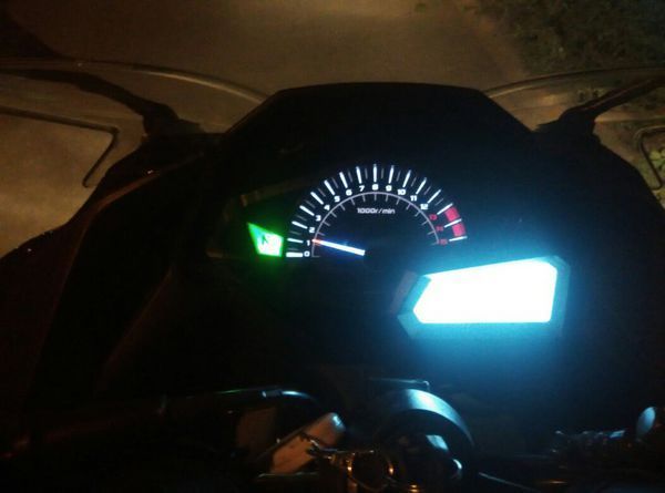 摩托车(新车1700公里)更换机油后(买的壳牌U能