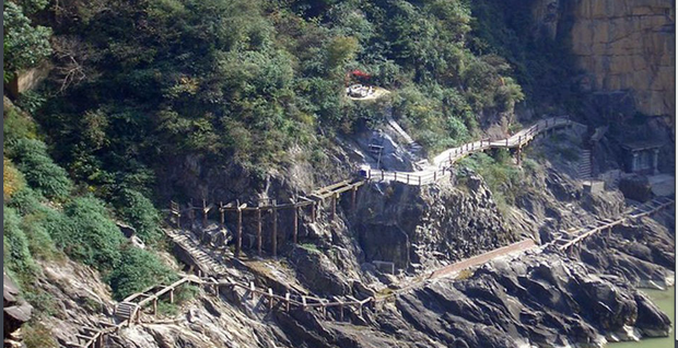 《元和志》载:"子午道全长八百四十一里."这可能指长安到汉中的里程.