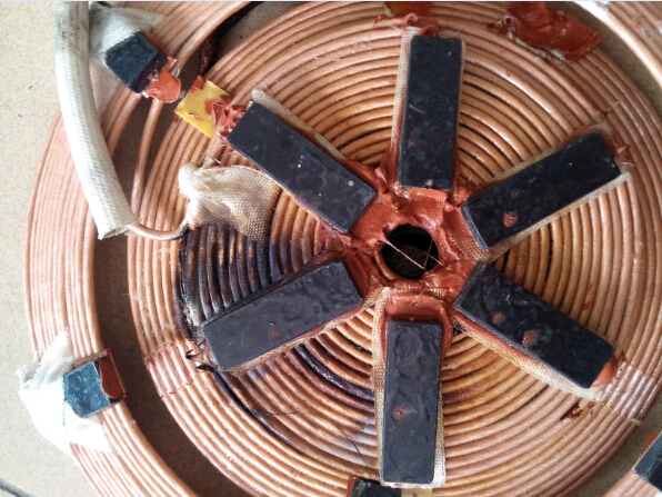 都看看!这台摩力斯商用电磁灶已经坏了两次线