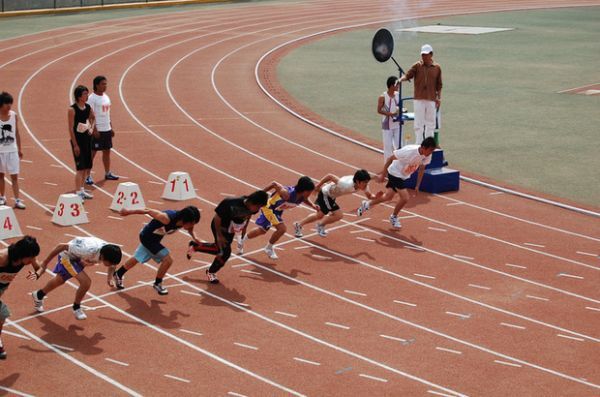 小学生800米跑步标准成绩是多少