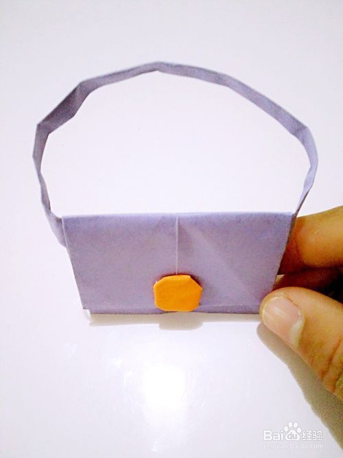怎样用正方形纸折可爱小提包?