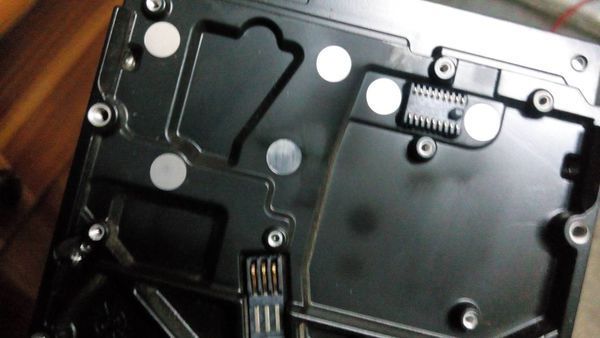 电脑打雷被烧,只在硬盘处发现烧后痕迹!光盘光