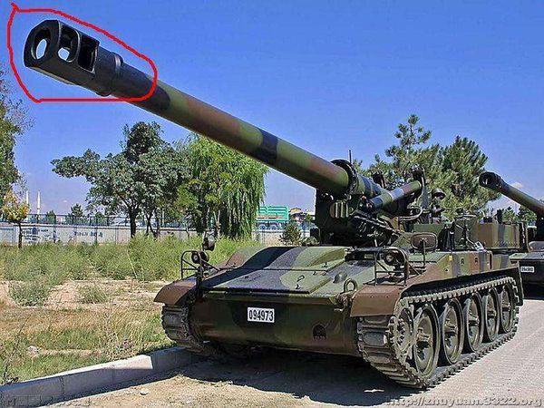 火炮制退机和驻退机有什么区别?