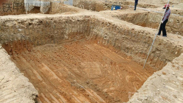 场地平整：构筑工程项目的坚实基础