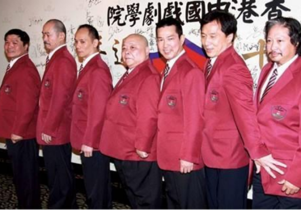 七小福成员之一.师承京剧表演艺术家于占元.