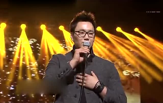 韩国版的 我是歌手郑淳元献唱了一首歌《爱情啊》!