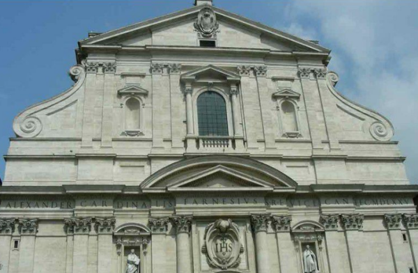 哥特式建筑与巴洛克建筑有什么区别?