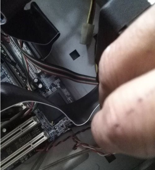 台式电脑主机电源一般需要多大功率?