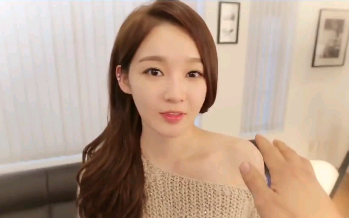 【韩国广告】姜敏京拍广告的这个角度,总是会让人误会