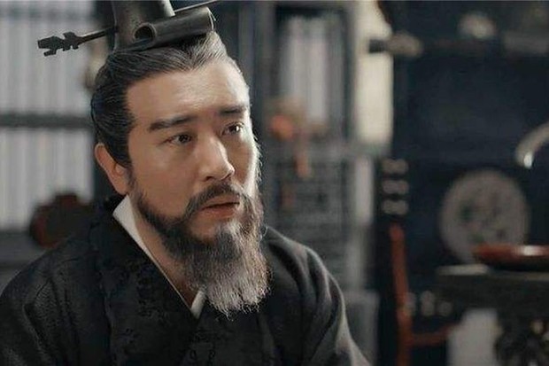 刘胥为什么被人说是被女骗子忽悠的家破人亡的皇室子弟?_360问答