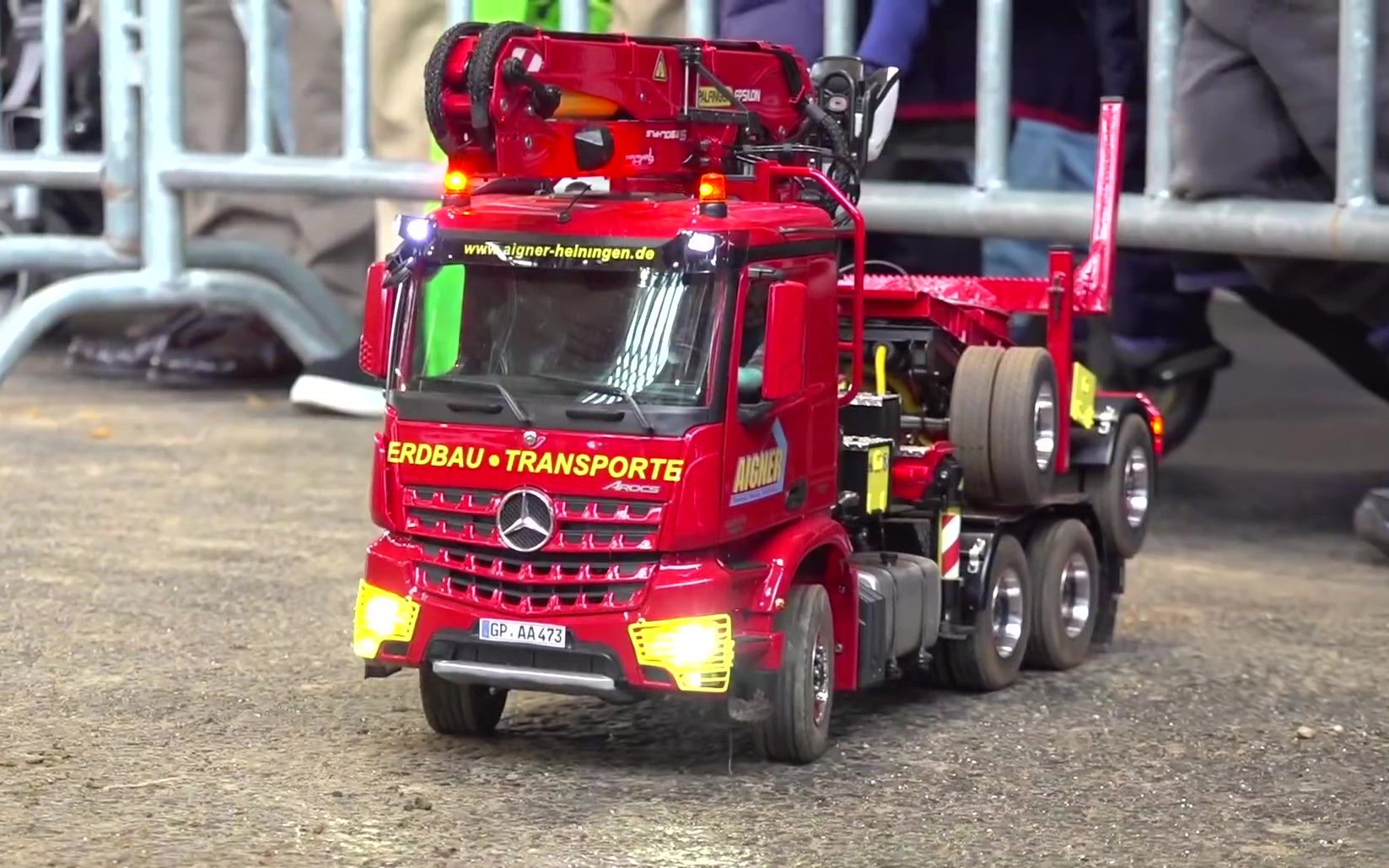 【60fps】国外rc卡车模型聚会,许多超逼真的rc卡车模型