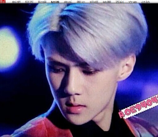 求几款好看的中分发型图片,可以不用发胶发蜡